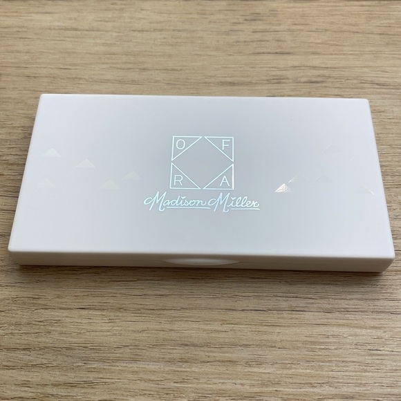 OFRA X Madison Miller | Miller Squad | Midi Palette Highlighter‎ - Picture 2 of 7